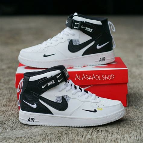 harga sepatu air force 1.